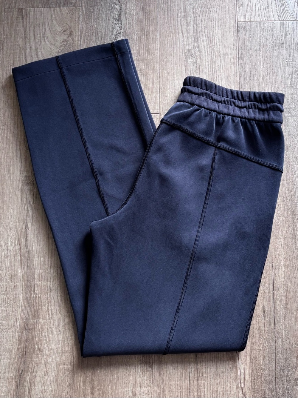 Lululemon Softstreme High Rise Pant in Black 31”